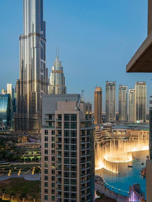 First Class 2Br With Full Burj Khalifa And Fountain View Dubái Exterior foto