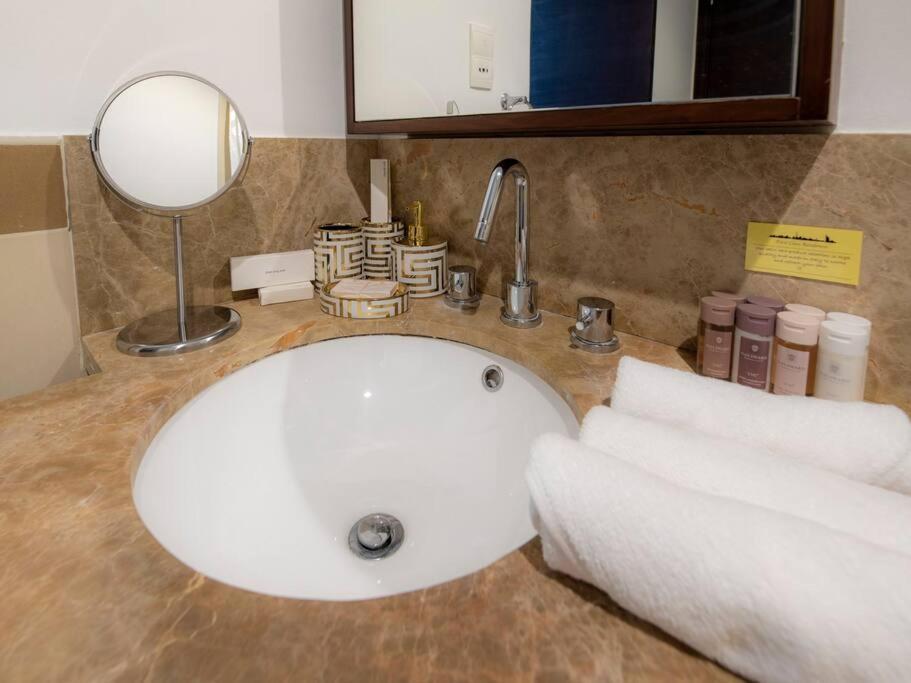 First Class 2Br With Full Burj Khalifa And Fountain View Dubái Exterior foto