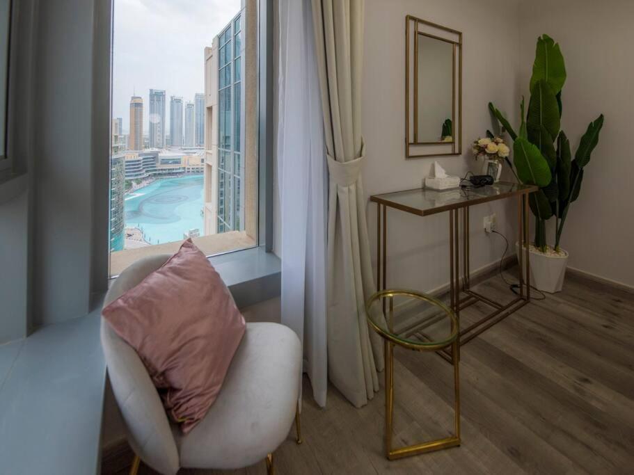 First Class 2Br With Full Burj Khalifa And Fountain View Dubái Exterior foto