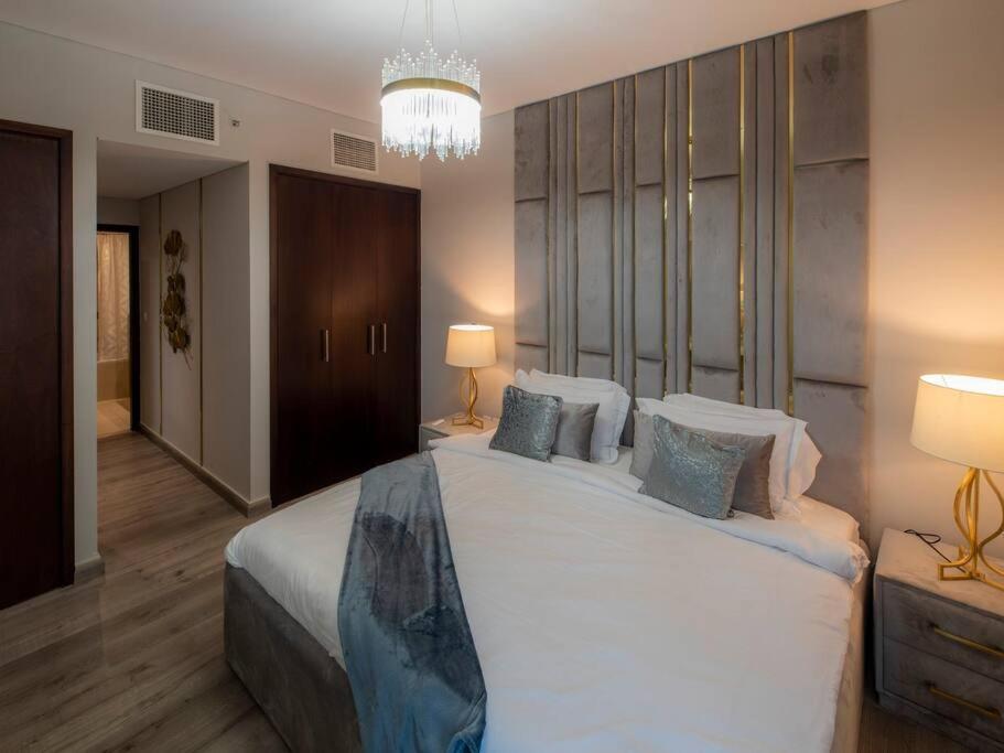 First Class 2Br With Full Burj Khalifa And Fountain View Dubái Exterior foto